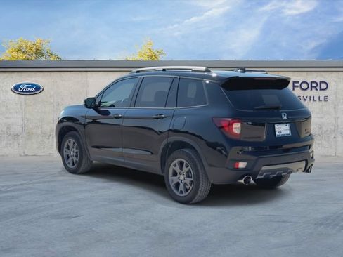 Used 2025 Honda Passport TrailSport image 6
