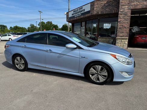 Used 2013 Hyundai Sonata Limited FWD image 18