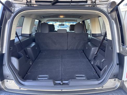 Used 2014 Ford Flex SE image 25