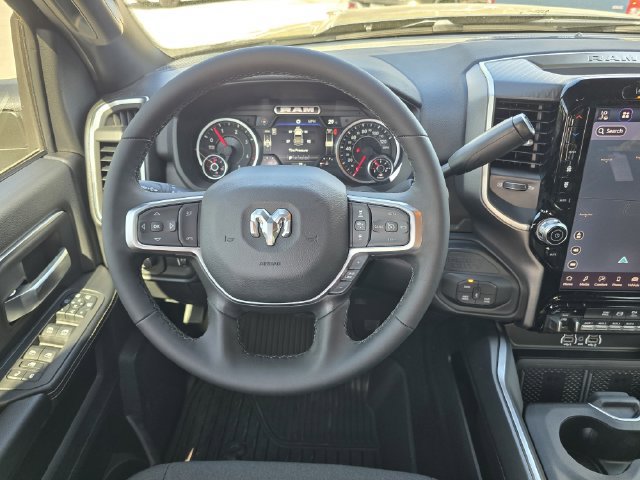 New 2026 RAM 2500 Big Horn AWD/4WD image 10