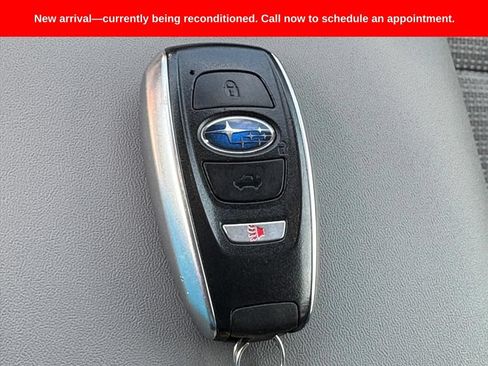 Used 2024 Subaru Outback Premium AWD/4WD image 27