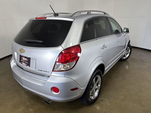 Used 2012 Chevrolet Captiva Sport LTZ AWD/4WD image 10