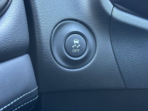 Used 2024 Nissan Z Performance w/ Floor Mat Package image 26