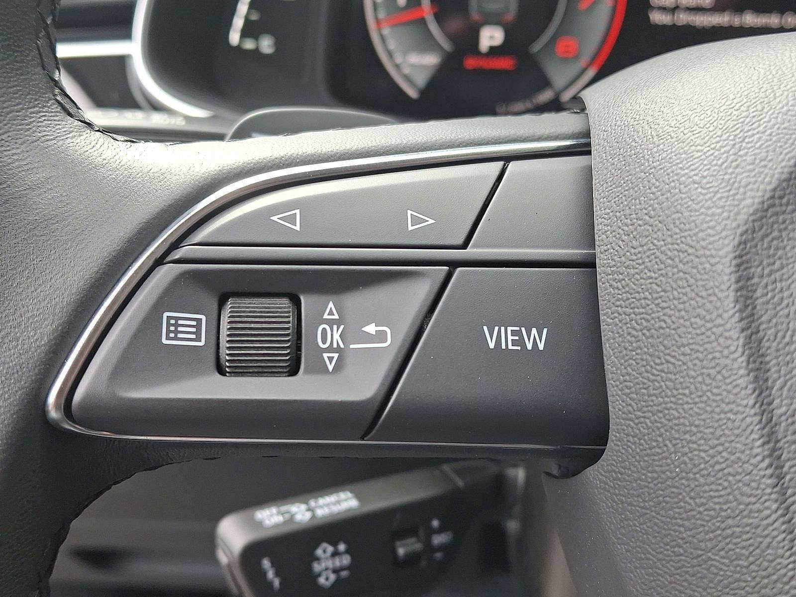 Used 2023 Audi Q7 3.0T Premium AWD/4WD image 23