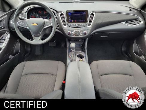 Used 2025 Chevrolet Malibu LT FWD image 17