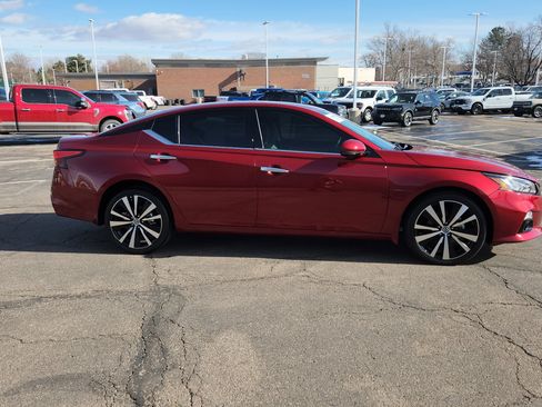 Used 2021 Nissan Altima 2.5 Platinum image 17