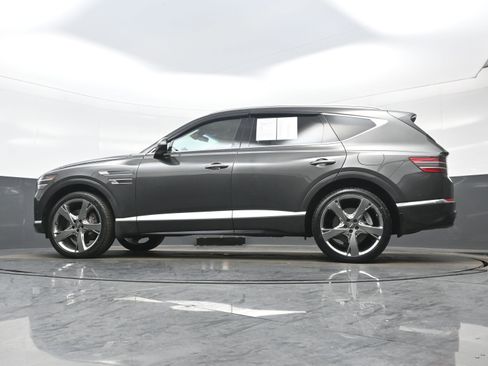 Certified 2024 Genesis GV80 2.5T w/ Prestige Package image 28