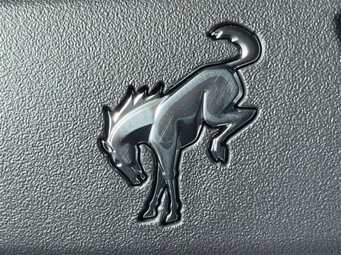 New 2025 Ford Bronco 4-Door image 23