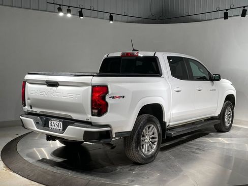 Used 2023 Chevrolet Colorado LT w/ LT Convenience Package II image 11