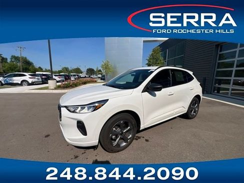 Used 2024 Ford Escape ST-Line w/ Tech Pack #1 AWD/4WD image 1