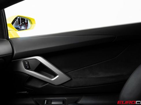 Used 2015 Lamborghini Aventador LP 700-4 AWD/4WD image 23