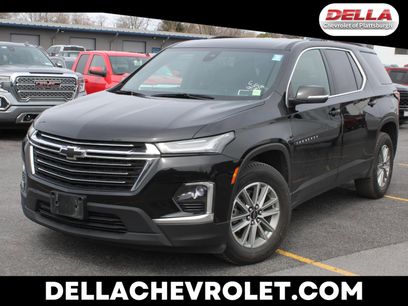 Used 2023 Chevrolet Traverse LT