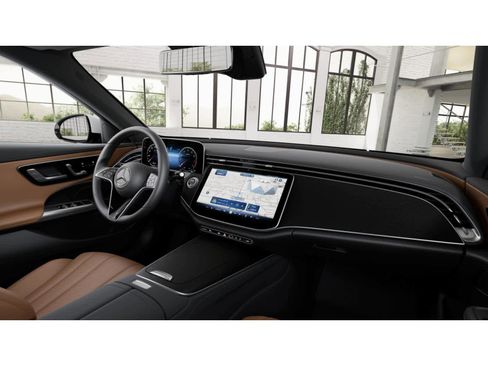 Used 2026 Mercedes-Benz E 350 Sedan image 5