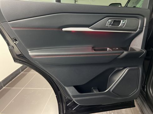 New 2026 Ford Explorer ST-Line w/ ST-Line Street Pack image 34