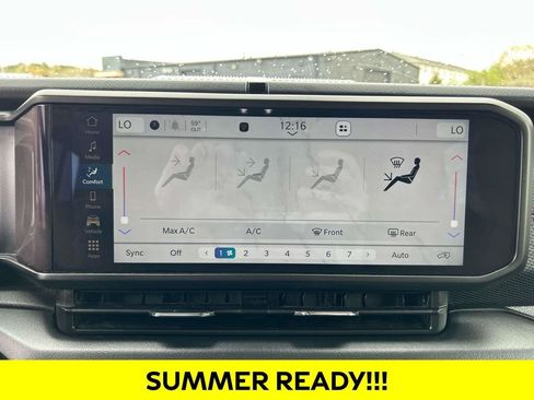 Used 2024 Jeep Wrangler Unlimited Rubicon AWD/4WD image 26