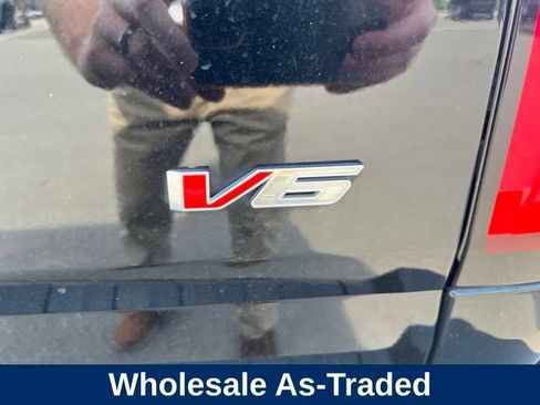 Used 2021 Chevrolet Colorado W/T w/ Custom Special Edition RWD image 8