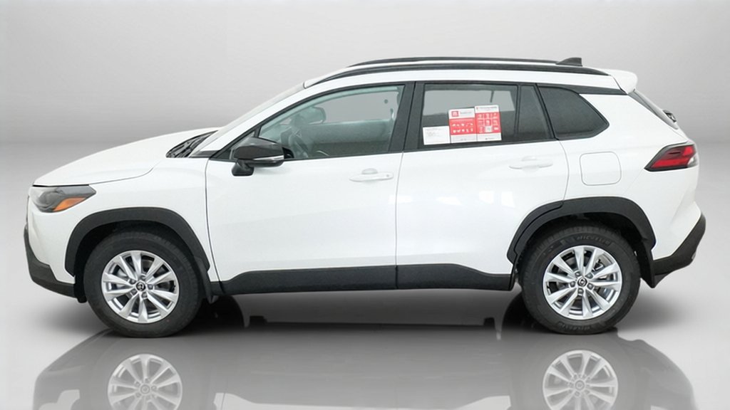 New 2026 Toyota Corolla Cross LE FWD image 6