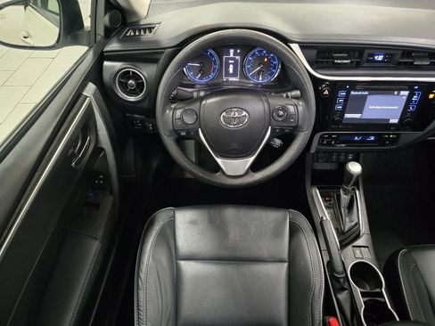 Used 2017 Toyota Corolla XLE image 22