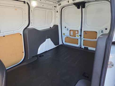 Used 2021 Ford Transit Connect XL image 24