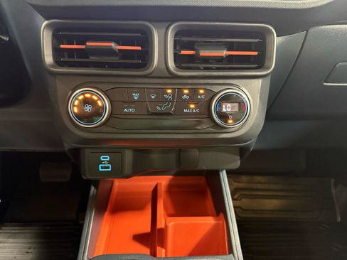 Used 2022 Ford Maverick XLT FWD image 18