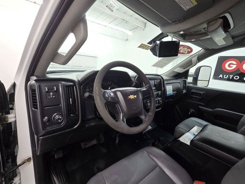 Used 2015 Chevrolet Silverado 3500 W/T RWD image 11