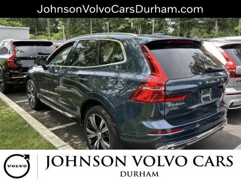 Used 2023 Volvo XC60 B5 Plus w/ Climate Package AWD/4WD image 4