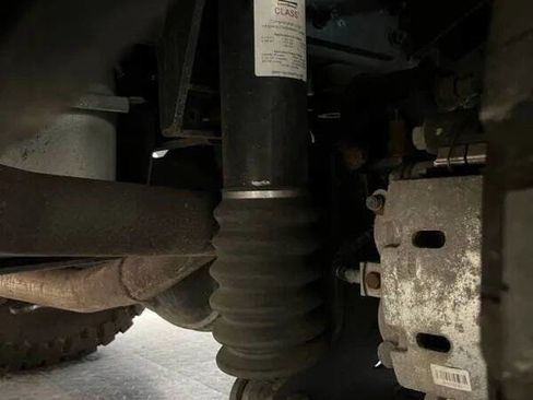 Used 2016 Ford F450 XLT w/ XLT Interior Package image 34