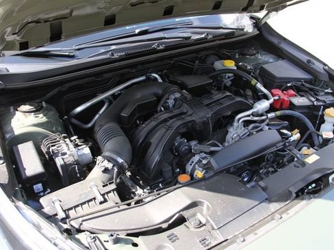 Used 2026 Subaru Crosstrek 2.5i Premium AWD/4WD image 15