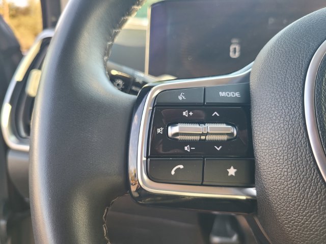 Used 2024 Kia Sorento S w/ Panoramic Sunroof Package FWD image 27