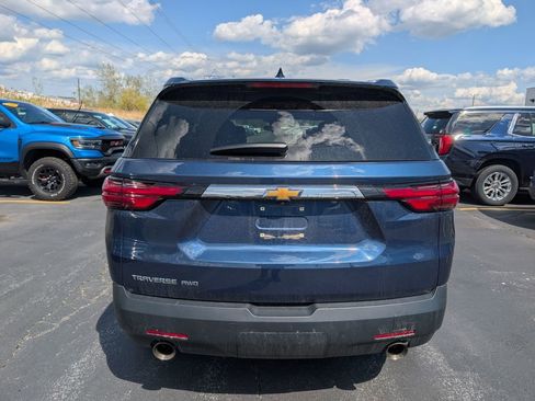 Used 2023 Chevrolet Traverse LS w/ Safety Package AWD/4WD image 7