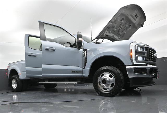 Used 2024 Ford F350 Lariat AWD/4WD image 51
