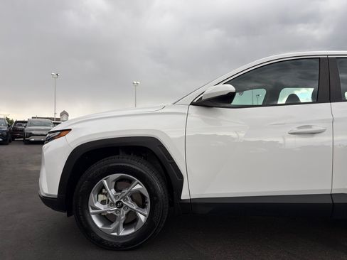 Used 2023 Hyundai Tucson SE AWD/4WD image 10