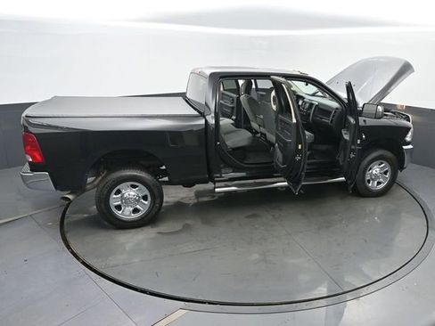 Used 2016 RAM 2500 Tradesman w/ Chrome Appearance Group image 65