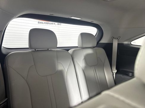 Used 2023 Kia Sorento SX FWD image 35