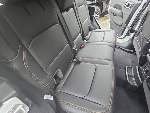New 2025 Jeep Wrangler Unlimited Rubicon 392 image 11