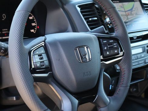 New 2026 Honda Ridgeline Black Edition image 12