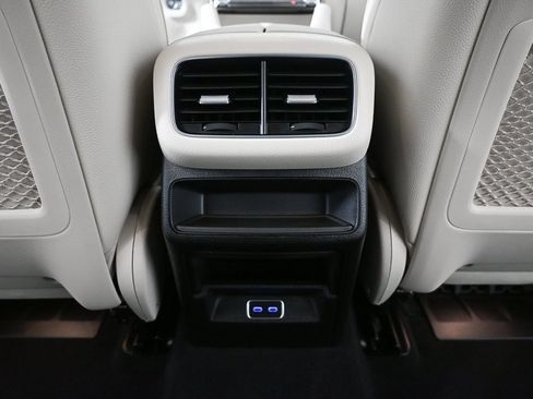 Used 2025 Mercedes-Benz GLE 350 4MATIC image 18