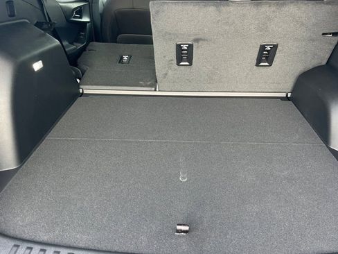 New 2026 Chevrolet Equinox LT w/ Convenience Package II image 12