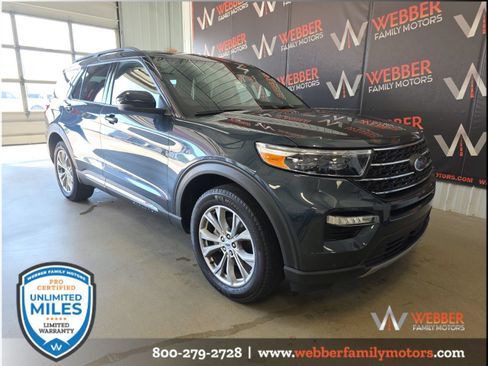 Used 2024 Ford Explorer XLT w/ Equipment Group 202A AWD/4WD image 1