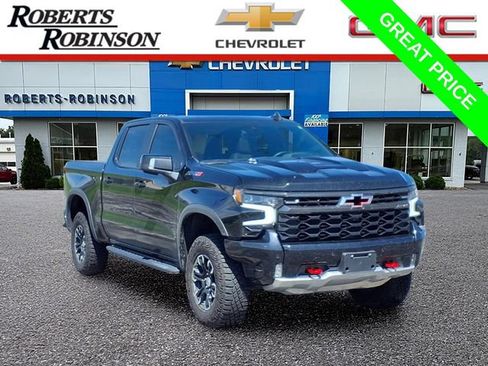 Used 2025 Chevrolet Silverado 1500 ZR2 w/ Technology Package AWD/4WD image 1