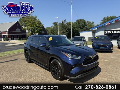 Used 2026 Toyota Highlander Limited AWD/4WD image 1