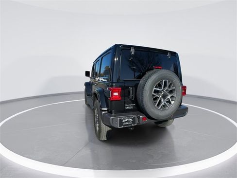 New 2026 Jeep Wrangler Sahara image 7