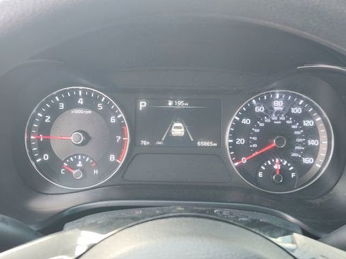 Used 2024 Kia Forte LXS FWD image 11