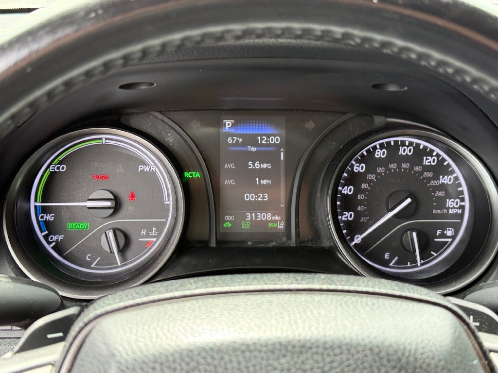 Certified 2022 Toyota Camry SE w/ Cold Weather Package FWD image 31