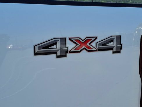 Used 2026 Ford F250 Lariat AWD/4WD image 28