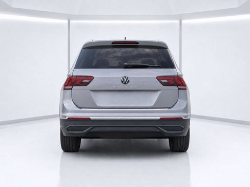 Used 2024 Volkswagen Tiguan S FWD image 4