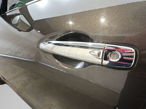 Used 2016 Nissan Maxima Platinum FWD image 13