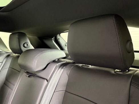 New 2026 Land Rover Range Rover Evoque S image 23