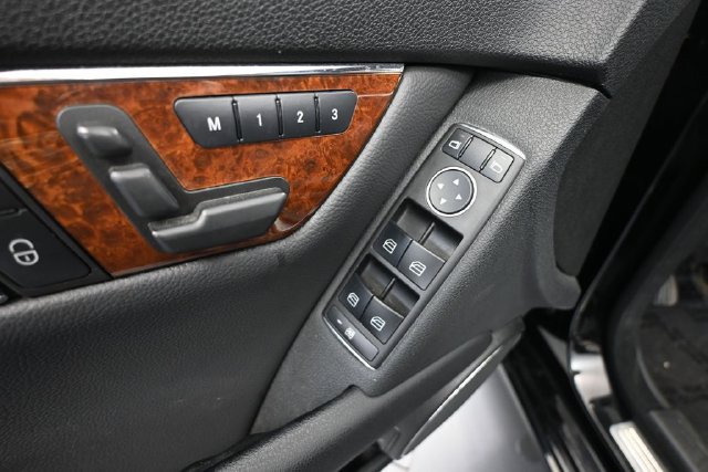 Used 2011 Mercedes-Benz C 300 4MATIC Sedan image 14