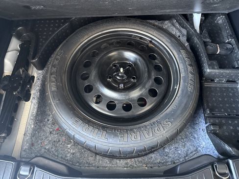 Used 2023 Ford Escape ST-Line w/ Equipment Group 301A image 11